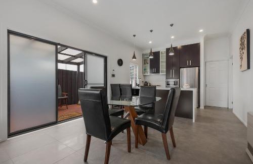 Keilor Downs Casa | Chic 2 Bedroom Keilor