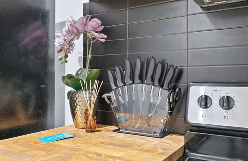 Austell Apartamento | Chic 2 bedroom w/ free parking