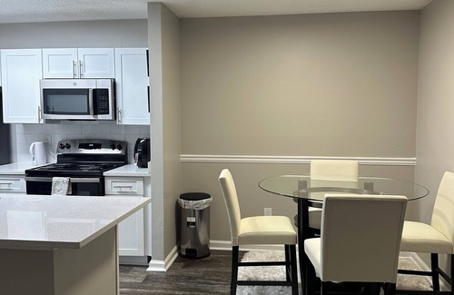 Marietta Apartamento | Chic 2-bedroom with fitness room, WiFi in delightful Marietta
