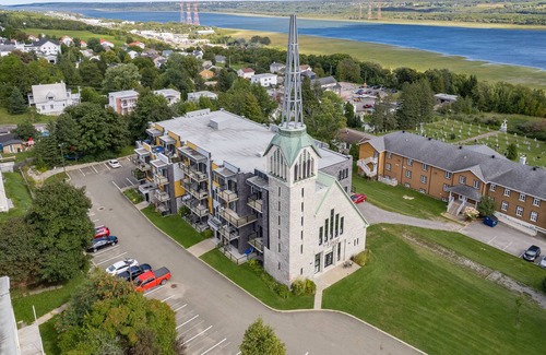 Boischatel Condominio | CHIC 201 at Montmorency Falls 10 minutes from Old Quebec