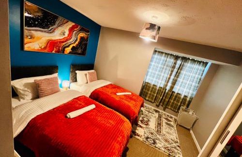 Luton Apartamento | Chic 2BR escape near Luton Airport&Train Stn, Whipsnade zoo, Contractors