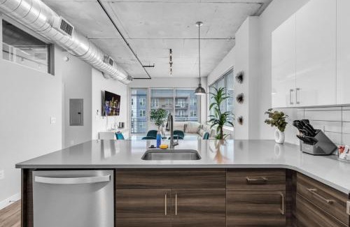 St. Petersburg - Clearwater Apartamento | Chic 2BR Getaway Walk to Breweries and Art Walk