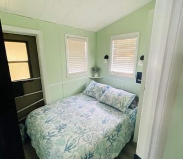 McCutcheon Field Otro | Chic 2BR Home in Jacksonville