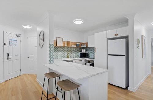 Mermaid Beach Apartamento | Chic 2BR Oasis Turtle Beach Resort Gold Coast