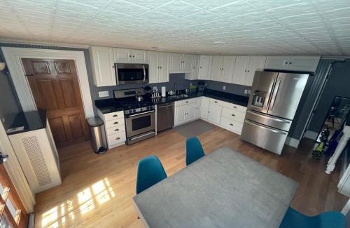 Capitol Hill Casa | Chic 2BR Steps from Historic Sites