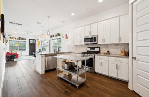 Chestnut Casa | Chic 3 BDR for 5 Minutes From Downtown Austin