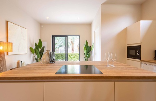 Marie Pampoen Apartamento | Chic 3BR Apartment Mambo Beach Area Stay