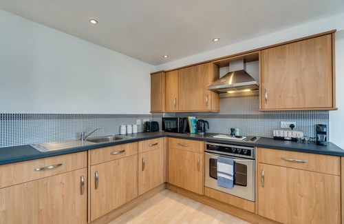 Plymouth Apartamento | Chic and Bright Apartment Near the Water