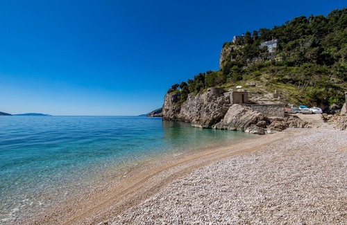 Martina Apartamento | Chic and Cozy Brsec Apartment with Sea View - Two Bedroom Apartment with Sea View