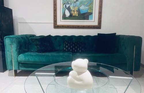 Tremblay-en-France Apartamento | Chic and Peaceful apartment Roissy Charles de Gaulle Airport 15mins-Parc des Expositions Villepinte 10mins- Disneyland 30mins