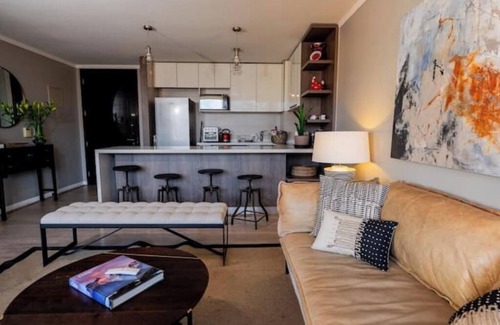 Apoquindo Apartamento | Exclusive Andes-Mountains-View Apartment 1BR +1 Office +2 Bath Rooms