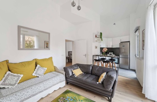 Asnieres-sur-Seine Apartamento | Chic apart terrace garden parking