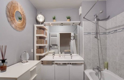 Orly Apartamento | Chic Apart With Terrace and Parking