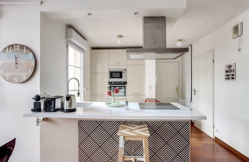 Bobigny Apartamento | Chic Apart With Terrace and Parking