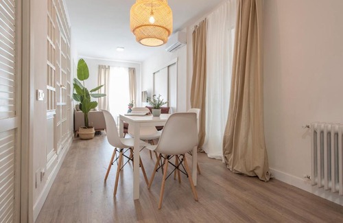 Pacifico Apartamento | CHIC APARTAMENT RETIRO PARK I - SWIMMING POOL - ElevenHost