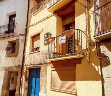 Tolva Apartamento | Chic apartment in Tolva, mountain view, 75 m², fireplace