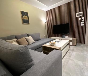 Al Swaifyeh Apartamento | Chic Apartments For Rent ave0-8