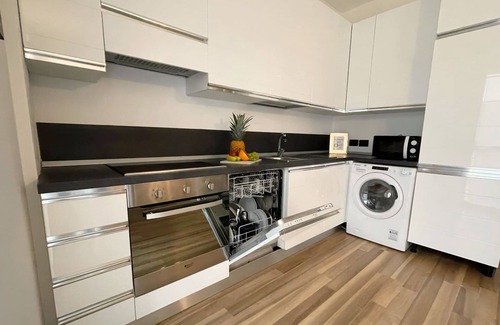Bovisa Apartamento | Chic Apt Near Piazza Duomo, Milan