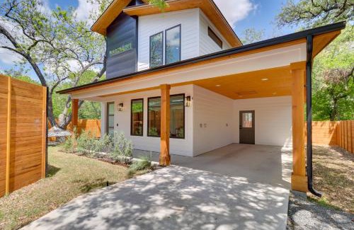South Manchaca Casa | Chic Austin House with Spacious Backyard and Hammock