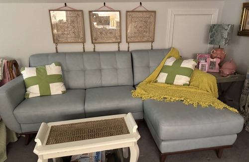 Charlotte Casa | Chic Barbie Dream Suite for Female Traveling Nurses! Charlotte, NC