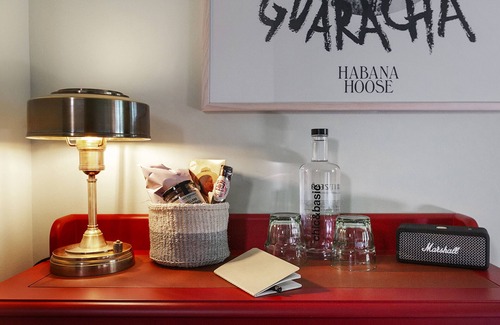 El Born Hotel | chic&basic Habana Hoose
