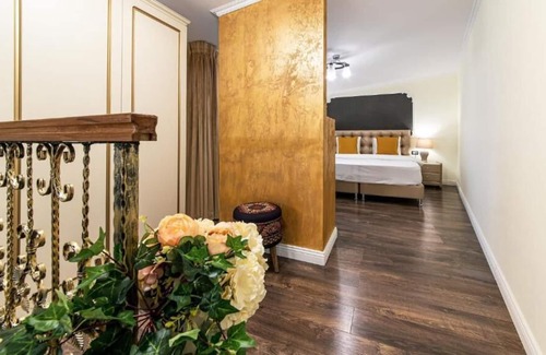 Bucharest Hotel | Chic Boutique House