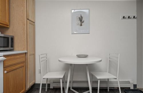 Great Falls Apartamento | Chic Central Nook