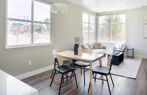 Cherry Creek Apartamento | Chic Cherry Creek 3BR w/ W/D, next to Mall, by Blueground