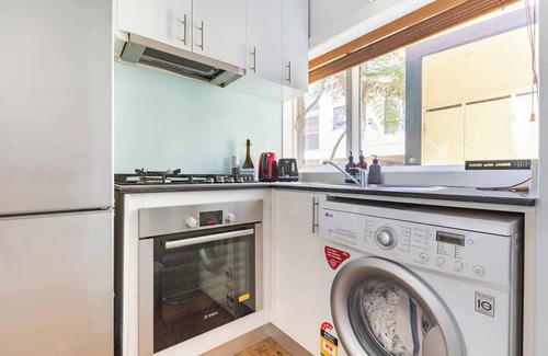 Prahran Apartamento | Chic City Escape in Trendy Prahran - Perfect for a Relaxing Stay!