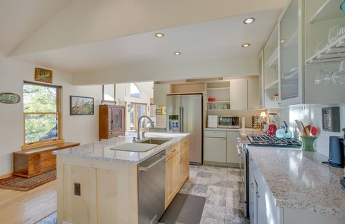 Wildridge Casa | Chic Colorado Escape w/ Balcony & Mountain Views!