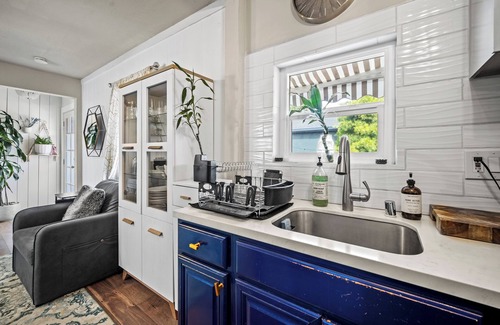 Seaside Casa | Chic comfort just a stroll from the sea!
