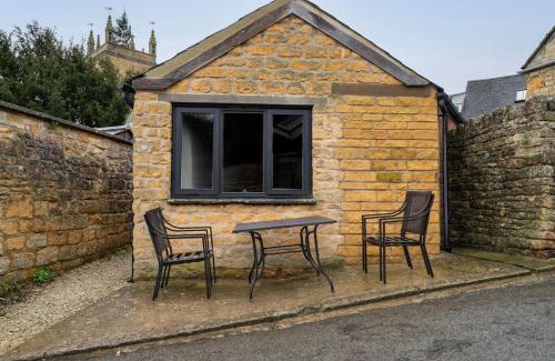 Blockley Casa | Chic Cotswold Tiny Home - Oddity House