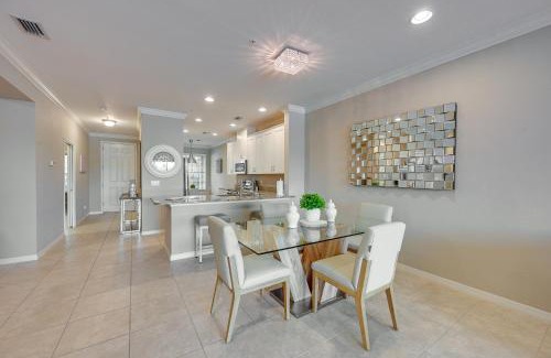 Naples Apartamento | Chic Country Club Condo with Upscale Amenities