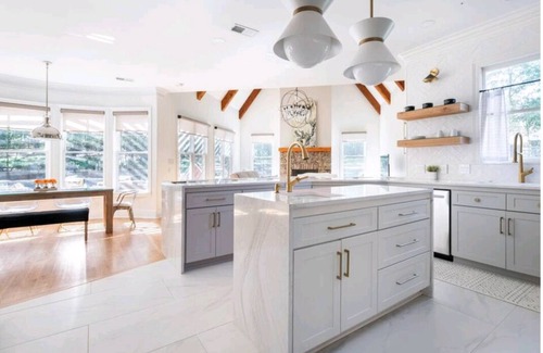 Hickory Withe Casa | Chic Countryside Estate-Fire Pit-Game Room-Chef's Kitchen