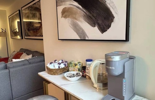 Queens Apartamento | Chic & Cozy 1BD Apartment Near East River, Minutes from Central Park