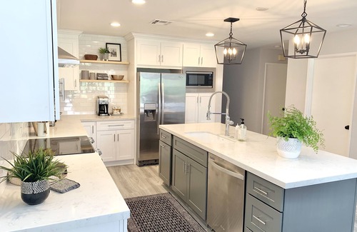 Palm Desert Condominio | Palm Desert Chic Villa en Palm Valley Country Club! Completamente remodelado!
