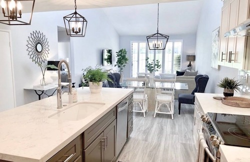 Palm Desert Condominio | Palm Desert Chic Villa en Palm Valley Country Club! Completamente remodelado!