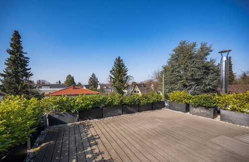 Obermenzing Apartamento | Chic DG Whg 2 rooms + wellness bath + roof terrace (special conditions for monthly rent)