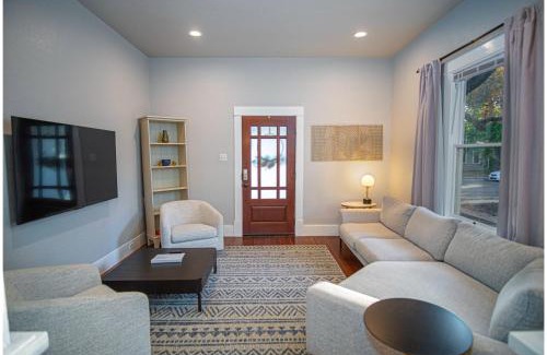 Southtown Casa | Chic Downtown Farmhouse with Garden and BBQ Grill