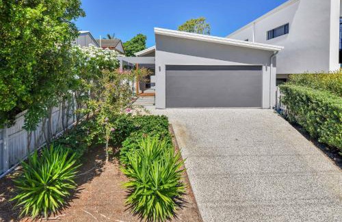 Scarborough Casa | Chic Family Friendly 4BR Retreat Near Redcliffe