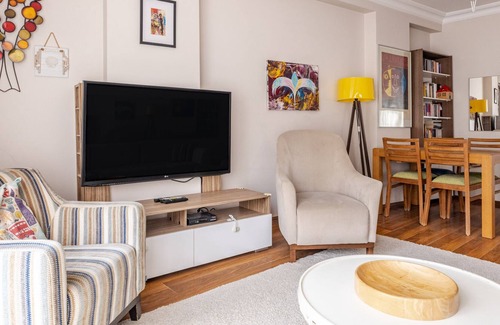 Esentepe Apartamento | Chic Flat 5 min to Kanyon Mall and Metro in Levent