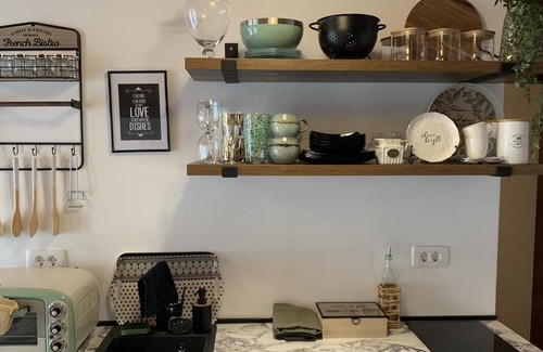 Babilonija Apartamento | Chic Flat w Balcony 10 min to Beach Greco in Budva