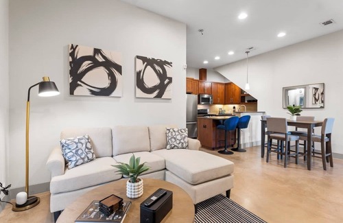 Galindo Casa | Chic & Homey 3BR Close to Downtown