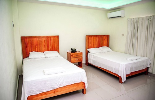 Punta Cana Apartamento | Hotel chic en Punta Cana (habitación con 2 camas dobles).