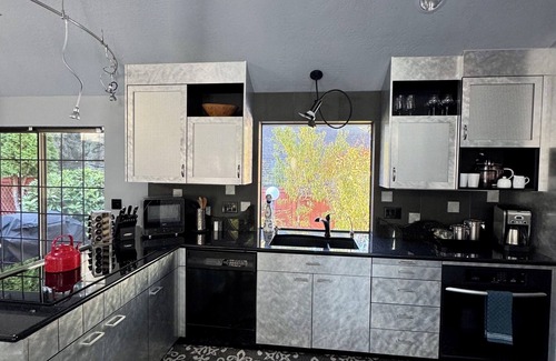 Southeast Eugene Casa | Chic house in Eugene near University of Oregon/Autzen/Hayward Field