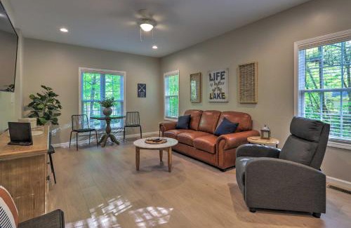 Milledgeville Casa | Chic Lake Sinclair Retreat with Dock and Hot Tub!