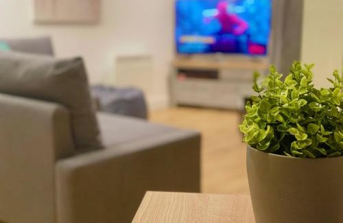 Leeds Apartamento | Chic Leeds City Apartment, Free Parking, Balcony
