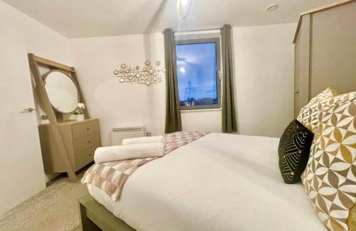 Leeds Apartamento | Chic Leeds City Apartment, Free Parking, Balcony