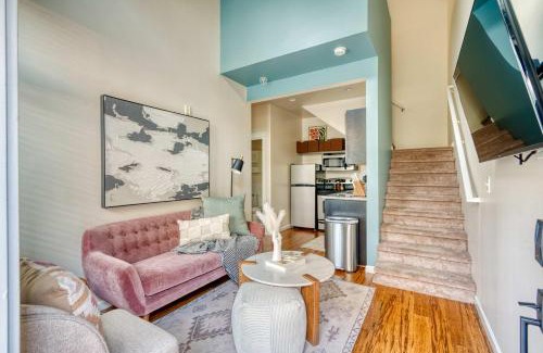 Alphabet Historic District Apartamento | Chic Loft Retreat in the Heart of NW Portland