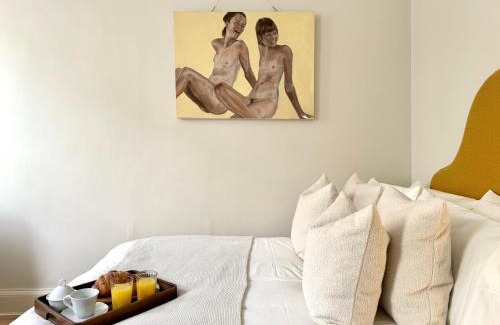 Bryanston and Dorset Square Apartamento | Chic Marylebone Studio, Walk to Oxford Street or Regent's Park, by The Design Traveller